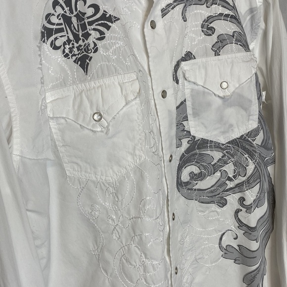 Manchester Embroidered Raw Edge Distressed Shirt - Picture 4 of 12